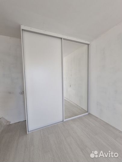 Шкаф навесной