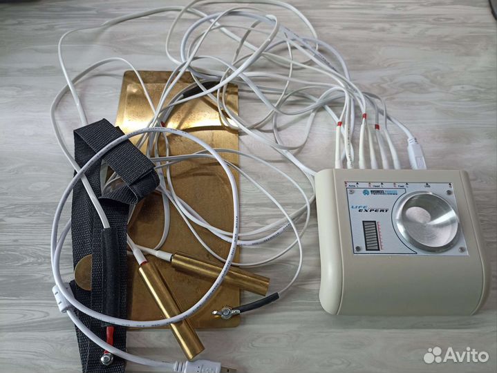 Прибор для диагностики организма Лайф эксперт