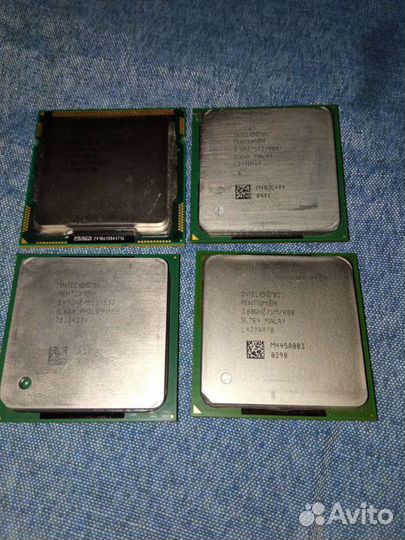 Продам все на фото цены разные