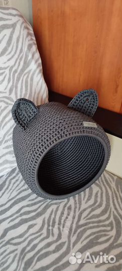 Вязаный домик для кота