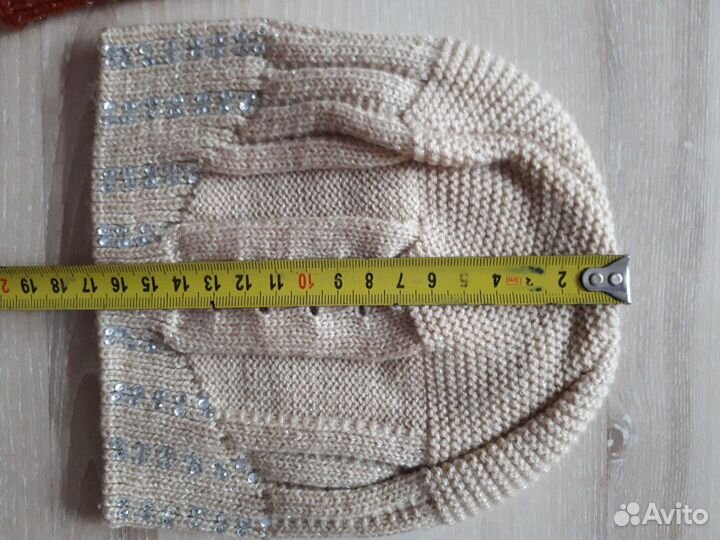 Перчатки, Шапки