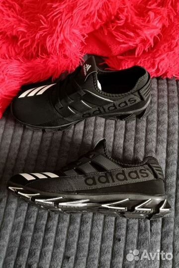 Убойные Адидас на весну. Особопрочные. D05-02