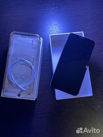 iPhone Xs Max, 64 ГБ
