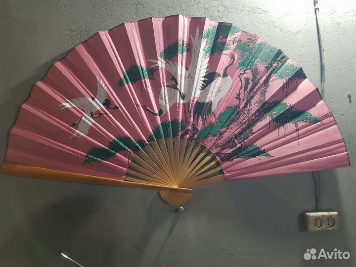 Веер настенный