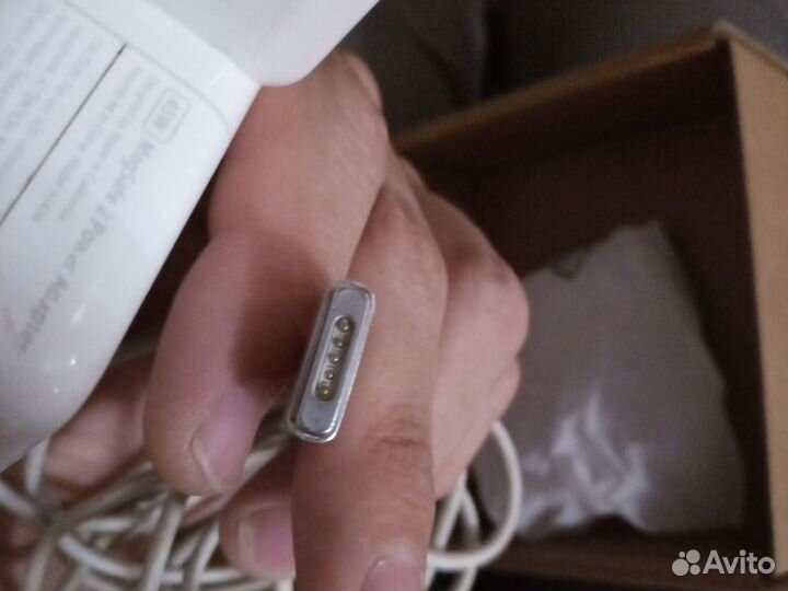 Зарядка на macbook