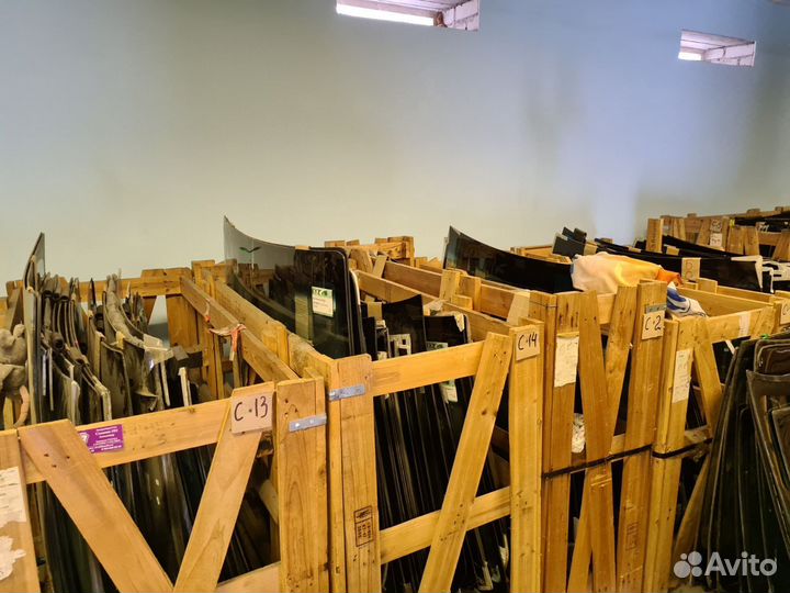 Лобовое стекло Fiat Grande Punto / Linea (2006)