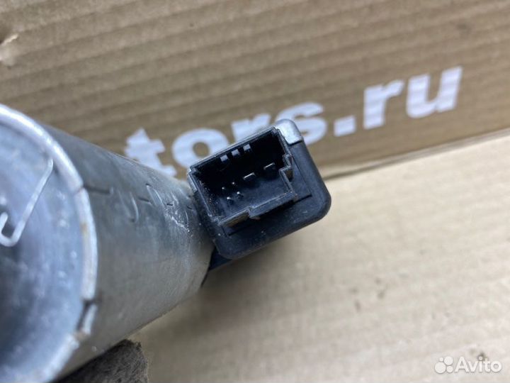 Привод люка Bmw 1-Серия E82