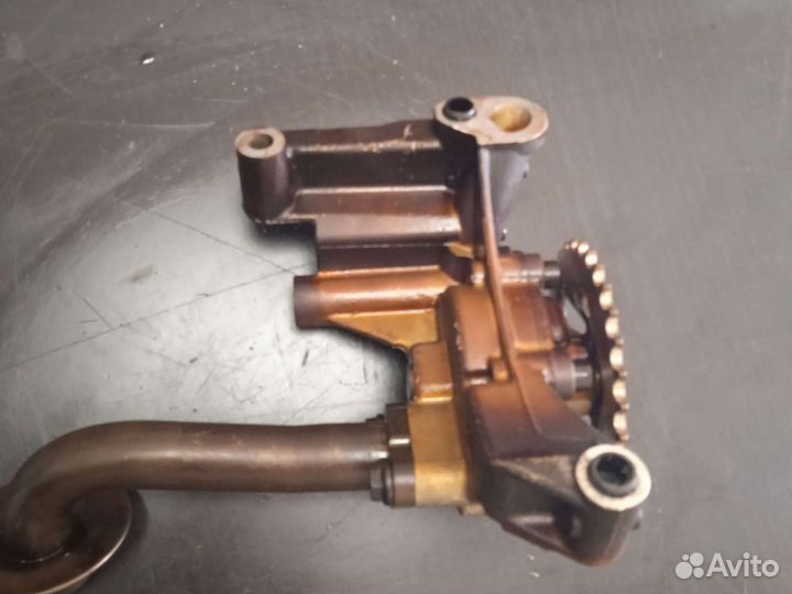 Масляный насос VAG 06A115105B