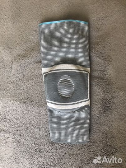 Наколенник, коленный фиксатор (ортез)