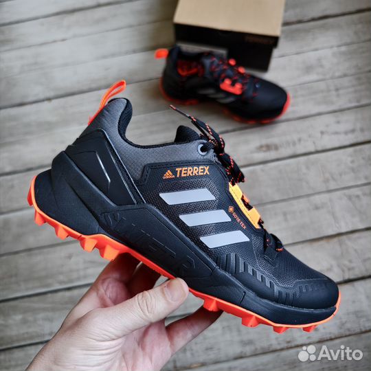 Кроссовки термо Adidas Terrex Swift 3 GTX