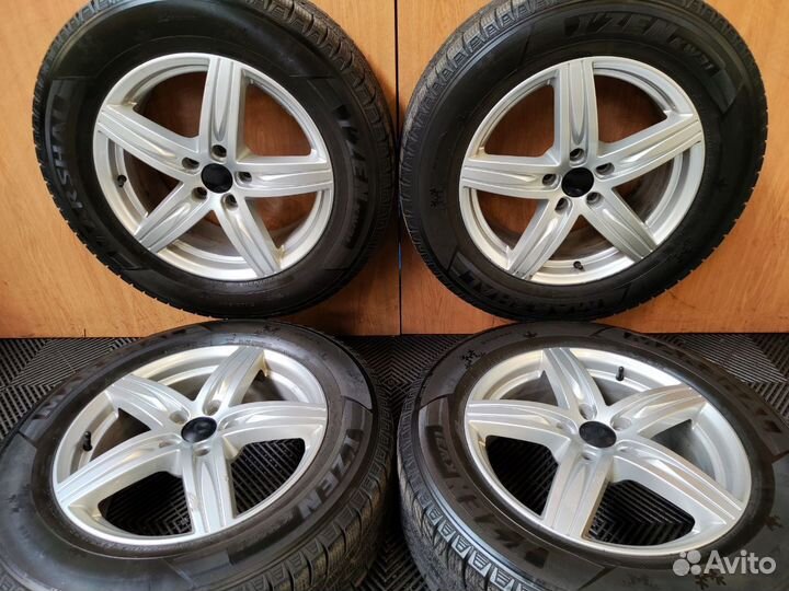 R17 Marshal I'Zen KW31 225/65, PCD 5x114.3 DIA 67.1