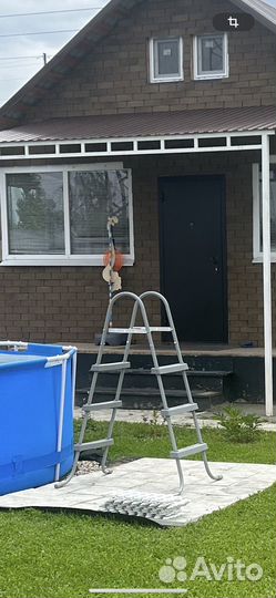 Лестница для бассейна