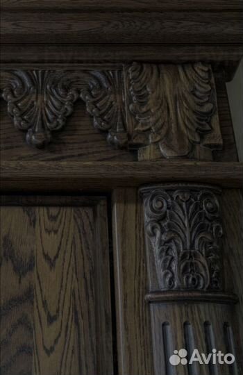 Дверь входная металлическая из массива дуба