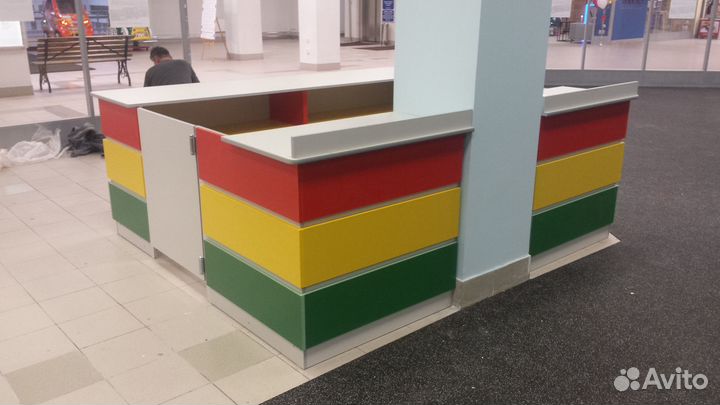 Рекламная стойка / стойка ресепшн (администратора)