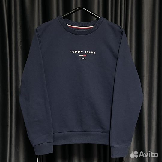 Tommy hilfiger свитшот