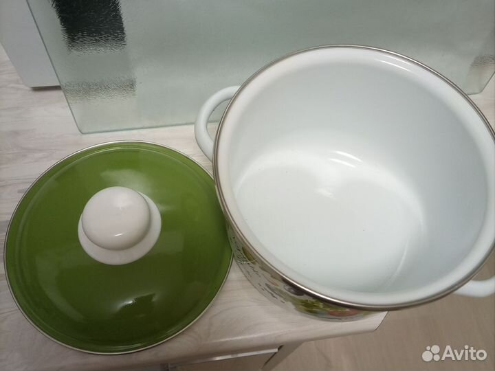 Кастрюля, 2 л, новая