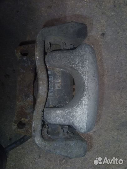 Суппорт тормозной передний, задний Опель Мерива