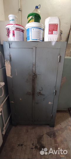 Шкаф металлический сейф большой В180см,Ш100см,Г47