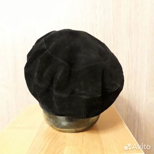 Берет замшевый, на флисе