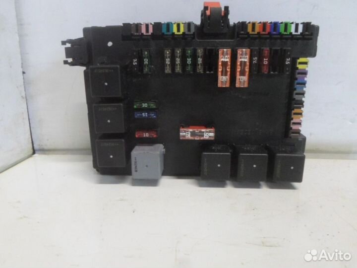 Блок предохранителей S-класс W221 (2005—2009) Mercedes-Benz