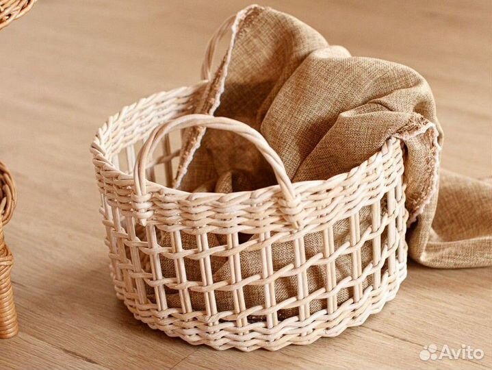 Корзина для пледов