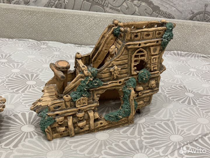 Продам корабль для аквариума