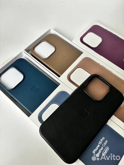 Кожаный чехол iPhone 15