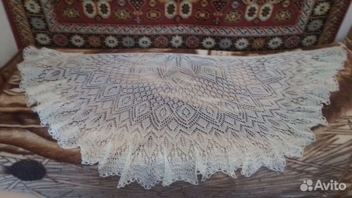 Шаль ручная вязка 180*90