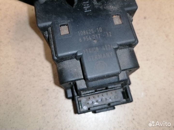 Замок зажигания 1-серия E87/E81 2004