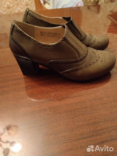 Туфли женские 39 размер