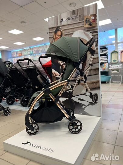 Новая ультралегкая прогулочная коляска Leclerc
