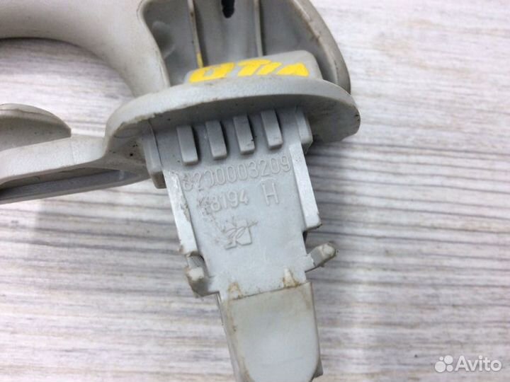 Ручка внутренняя потолочная Renault Laguna Ii