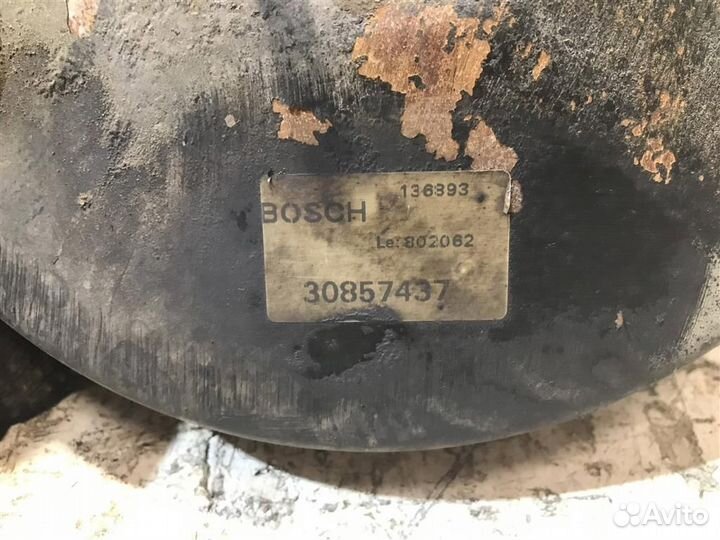 Усилитель тормозов вакуумный Volvo S40 1995-1998