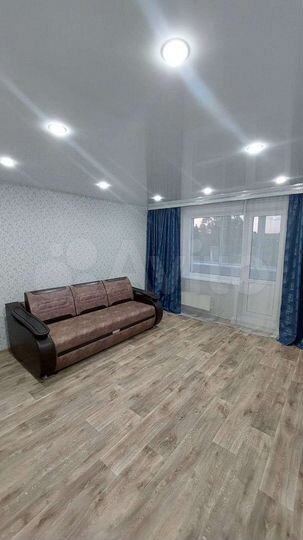 2-к. квартира, 56 м², 3/3 эт.