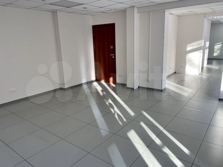 Торговая площадь, 68 м²