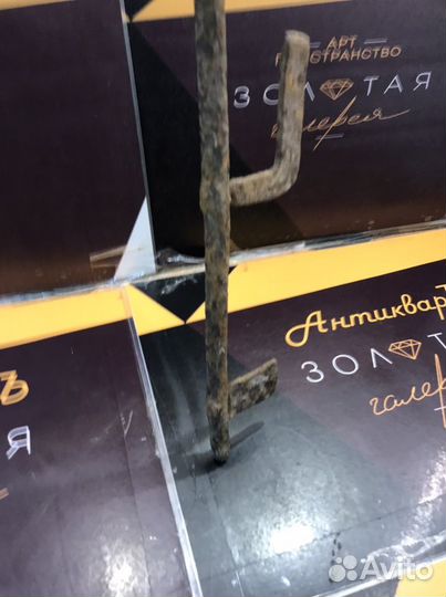 Ключ большой старинный