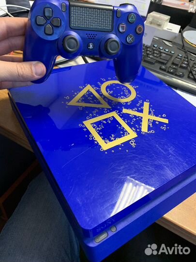 Sony PS4 Limited Edition Console синяя