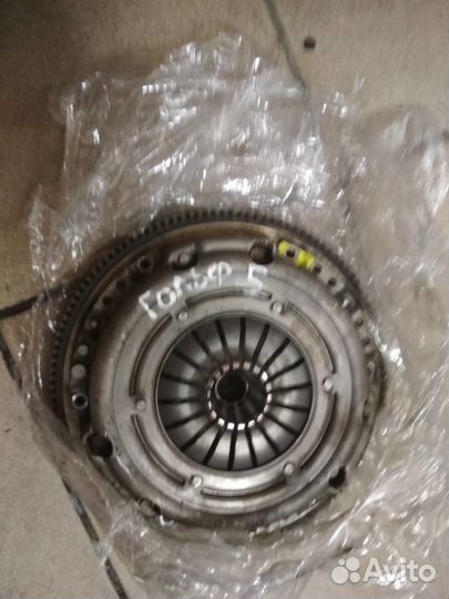 Комплект сцепления Volkswagen Golf V