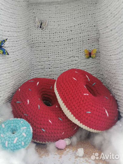 Подушка пончик