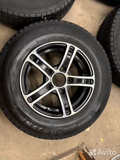 Колёса зимние R15 5x139.7 205/75 Нива Сузуки