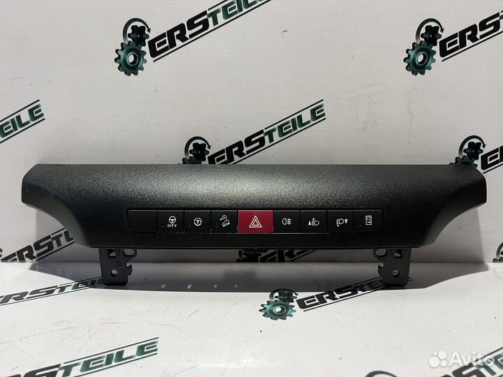 Блок кнопок Iveco Daily 6 35S180 2021