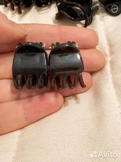 Заколки для волос