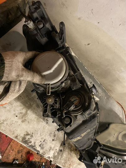 Фары на subaru legacy bl bp