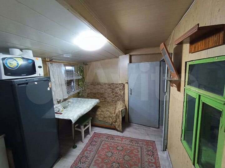 Дача 15 м² на участке 6 сот.