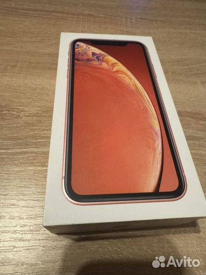 iPhone Xr, 64 ГБ