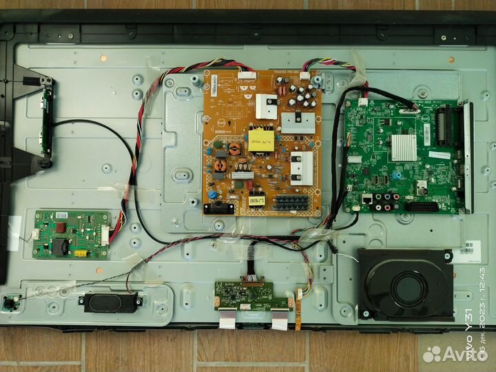 Продам запчасти телевизора Philips 42PFT5609/60