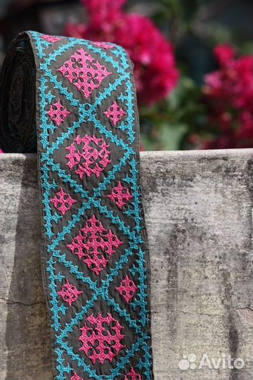 Тесьма, ленты, вышивка