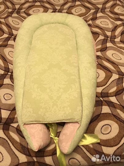 Кокон и 12 подушек