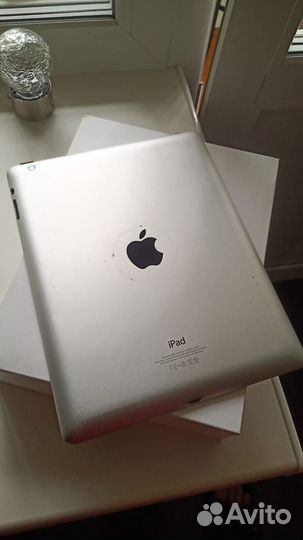 Айпад 4. 32gb. Без сим