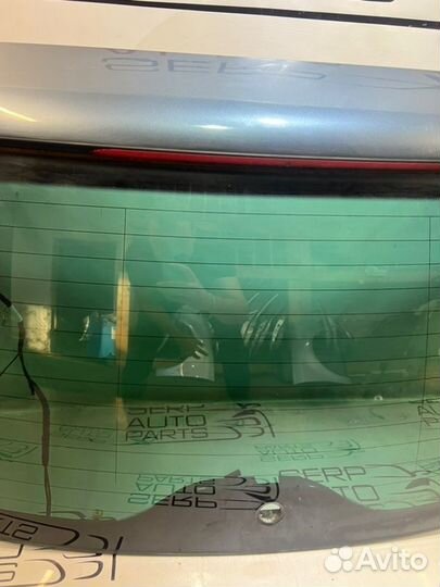 Стекло крышки багажника Volkswagen Touareg 7L 3.2